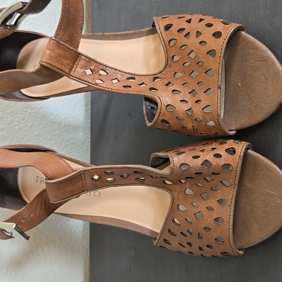 Franco Sarto Tan Folly T-strap Leather Heels Size 10 - Picture 5 of 9